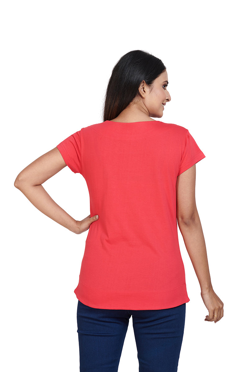 Phusia Red Hello Boat Neck Half Sleeves Printed Tees